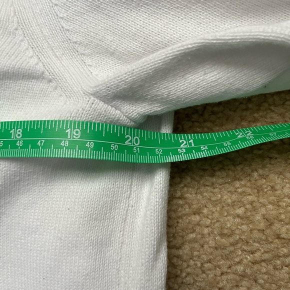 White Express V-Neck Sweater - Medium - Picture 5 of 5